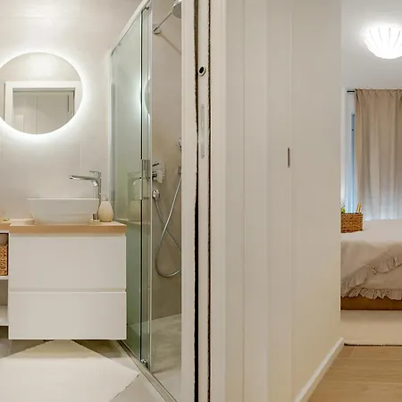 Apartmán The Pleasurist- With Private Heated Pool And Terrace Split