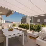 The Pleasurist- With Private Heated Pool And Terrace Split